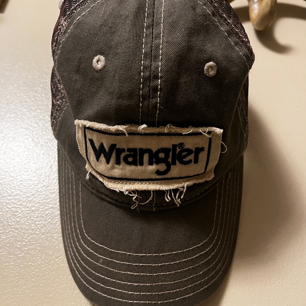 Wrangler hat with Logo Patch